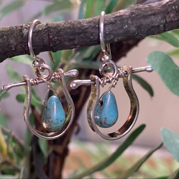 Jewelry - Turquoise Silver Horseshoe Dangling Earrings